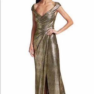 BRAND NEW WITH TAGS Talbot Runhof Gown in Blk/Gold